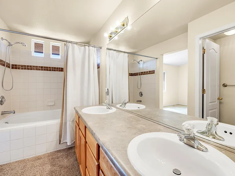 4753 Sand Mountain Point — Photo 18