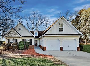 419 Tannenhill Pl, Sugar Hill, GA 30518