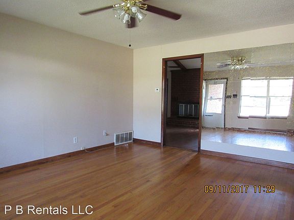 2nd image of 513 NW 59th St