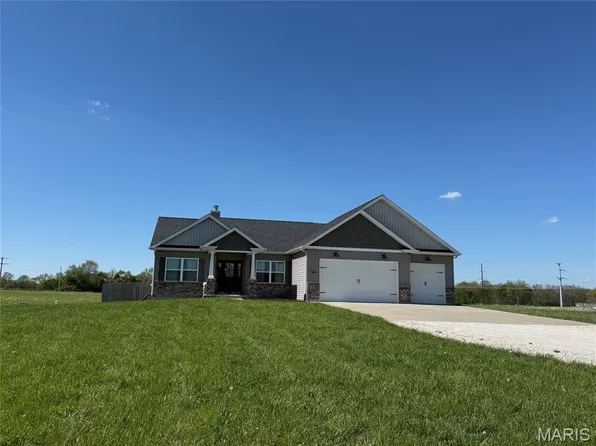 19179 McGwire Ln, Warrenton, MO 63383