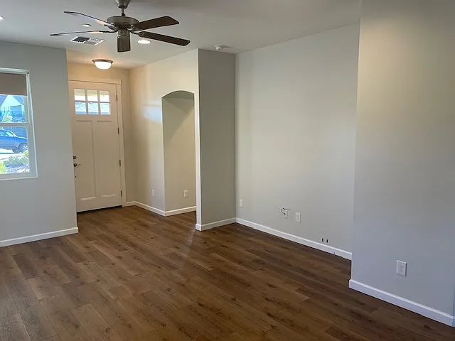 3 bed, 1525 sqft, $2,700 — Photo 2