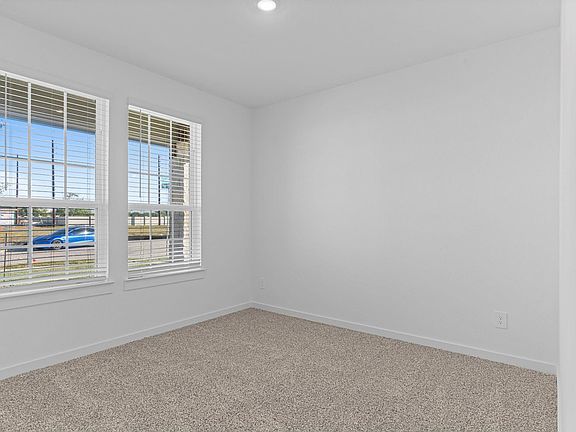 5th image of 3411 Woodrose Orchard Dr
