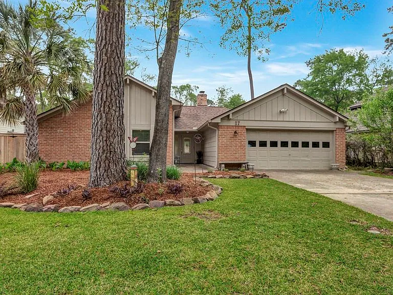 17 Wishbonebush Rd — Photo 2