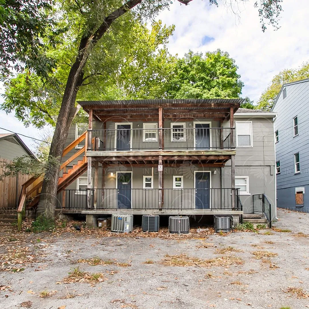 4327-4329 The Paseo — Photo 3