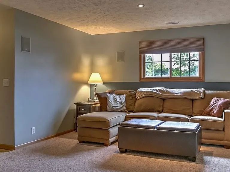 704 Tupelo Ln — Photo 7