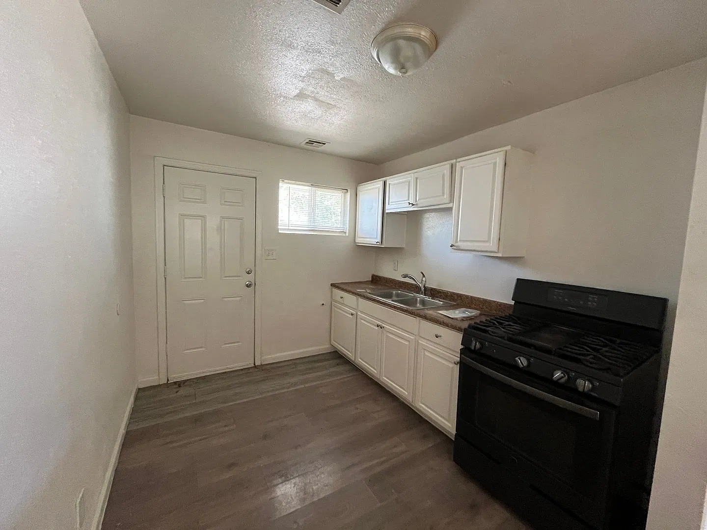 373 N Nevada St. — Photo 4