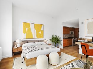 550 W 45th St APT 2204, New York, NY 10036