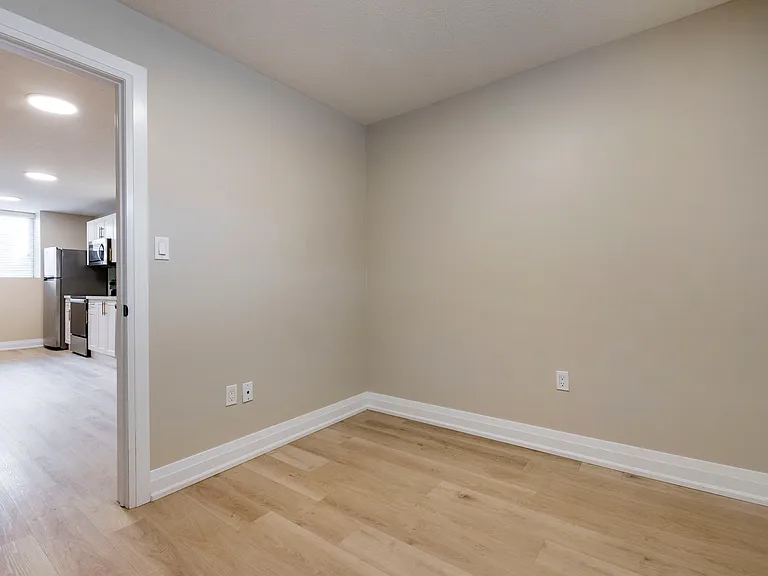 101 Margaret Ave — Photo 10