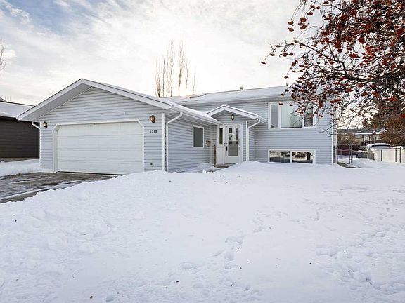 2nd image of 5319 NE 37th St