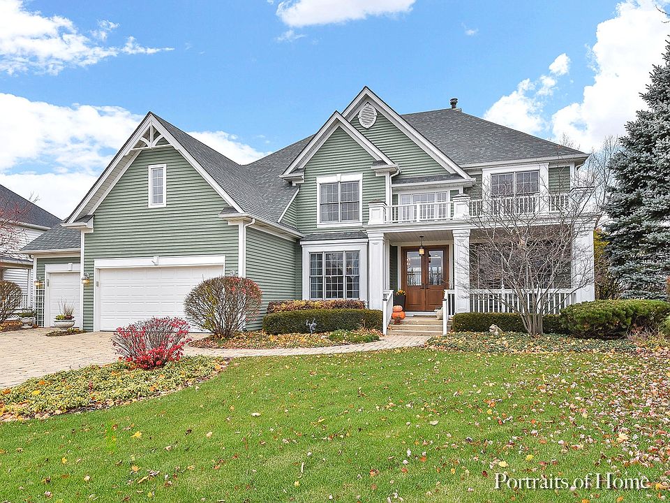 Impeccably maintained Austin Custom Built 5-6 bedrm, 4 bath home is situated on Premium Lot offering panoramic views of Open Space & Swan Lake! Newer $22,000 Brick paver drive & walk. Extensive beautiful pro landscape provides color all seasons!