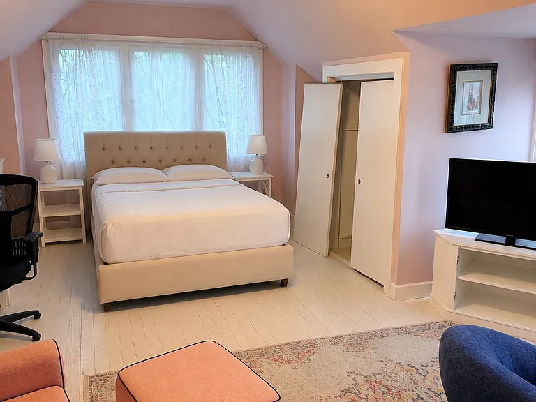 Bedroom 5 is on 3rd floor, private, large sitting area. A perfect guest suite.