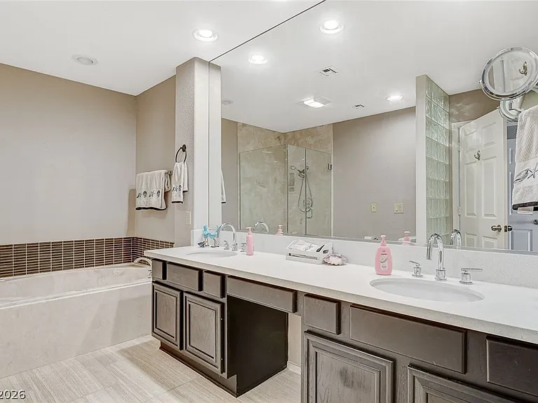 8805 Litchfield Ave — Photo 34