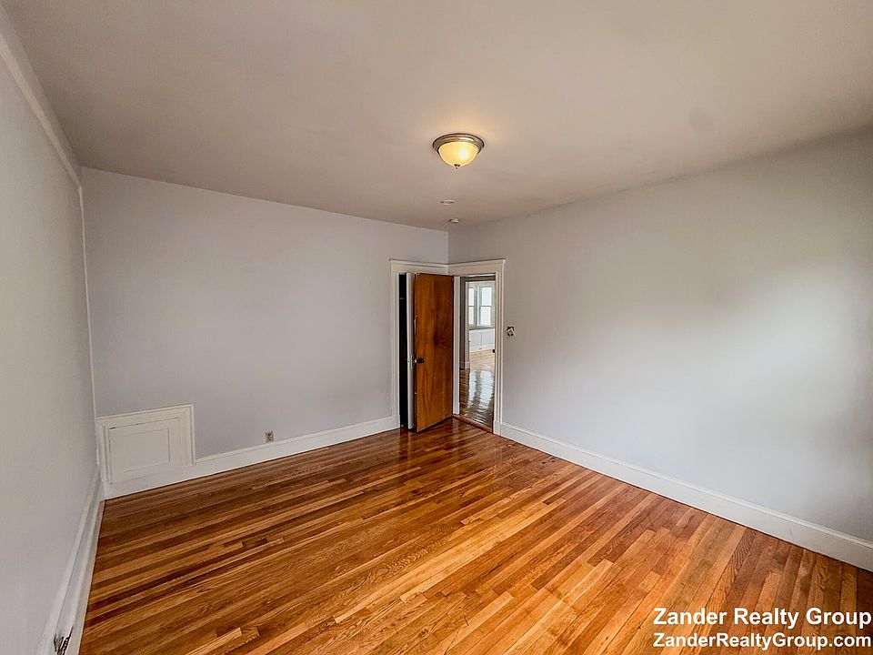 Bedroom #1