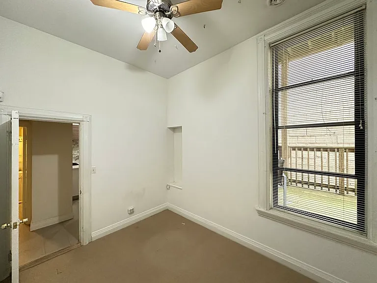 1160 N Lasalle St #2 — Photo 16