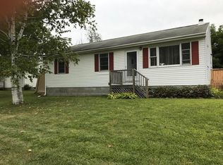 17 W Beacon St, Glens Falls, NY 12801