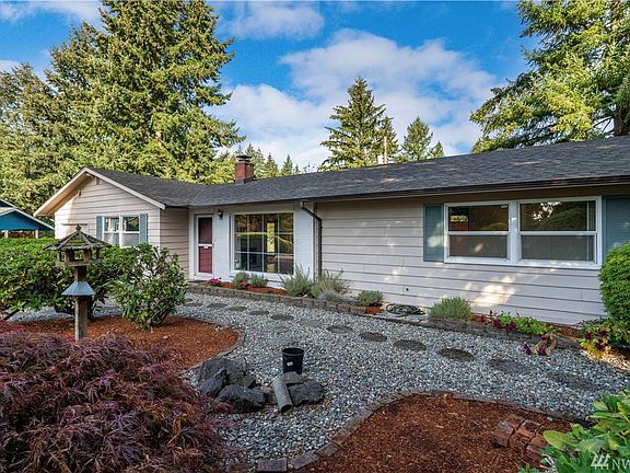 3rd image of 6615 49th Street Ct W