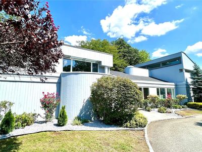 24 N Flamingo Road, East Hills, NY, 11576