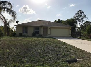 2017 Jackson Ave, Alva, FL 33920