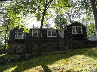 12 Forest Rd, Ringwood, NJ 07456