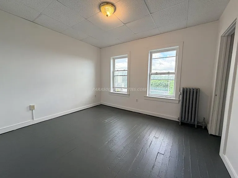 1414 Linden St — Photo 13