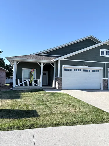 3566 9th Ave N Photo 1