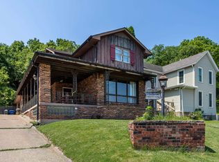 324 Chappel Ct, Dubuque, IA 52001