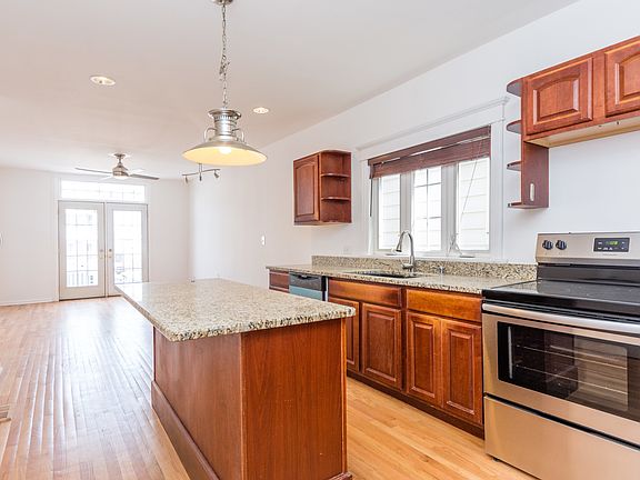 5th image of 2848 N Elston Ave