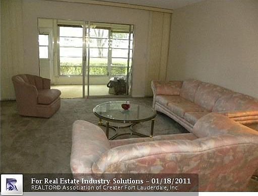 5th image of 3403 Bimini Ln APT L1
