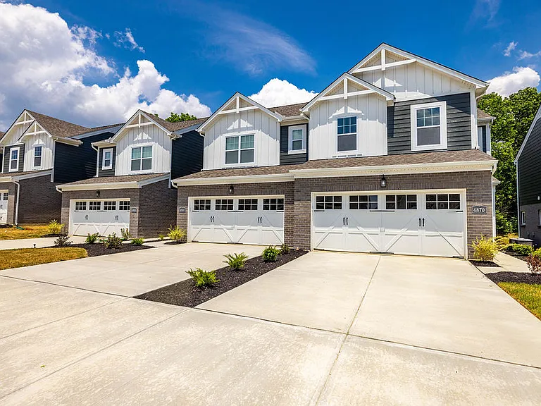 4868 Osprey Pointe Dr — Photo 2
