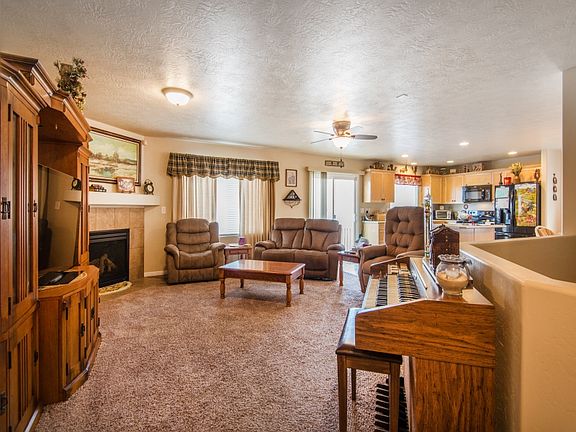 3rd image of 4469 S Ridge Vistas Dr