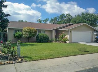 3393 Auburn Dr, Redding, CA 96001