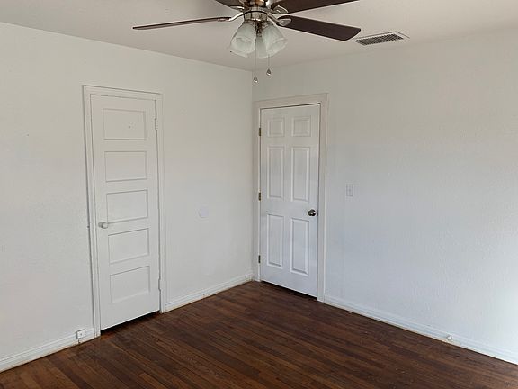 3rd image of 516 S Avenue B