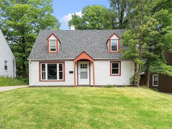 19603 Meadowlark Ln, Warrensville Heights, OH 44128