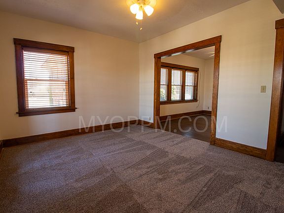 2nd image of 911 Forest Ave #911/04