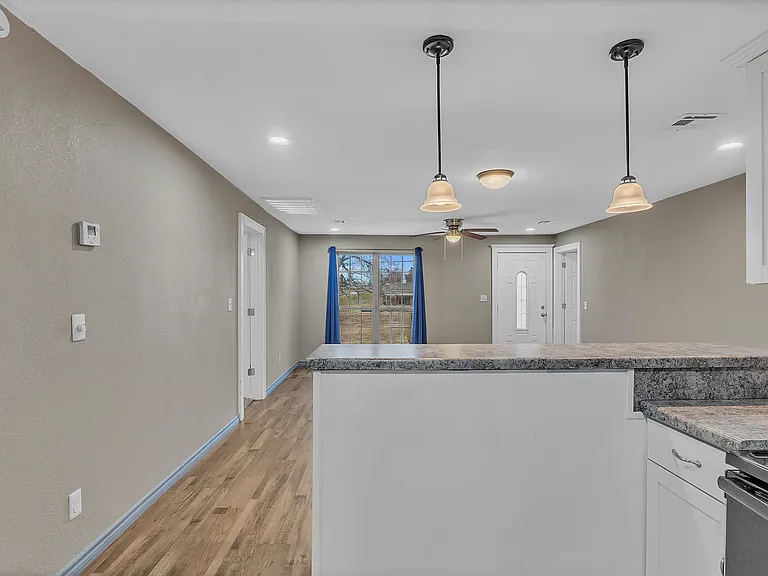 26 S Urbana Ave — Photo 15
