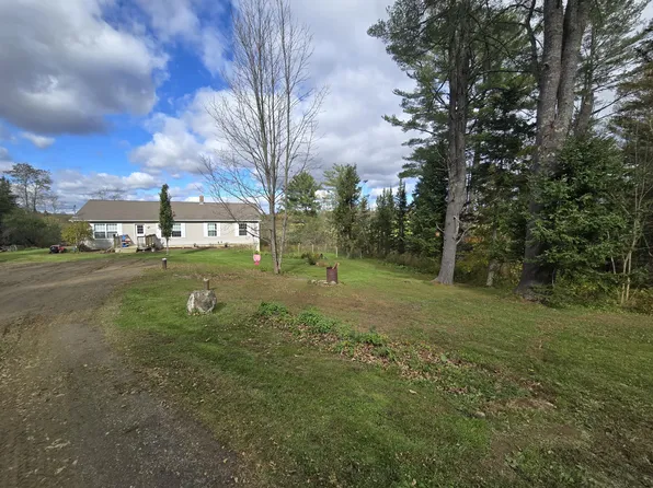 75 N Searsport Road, Frankfort, ME 04438