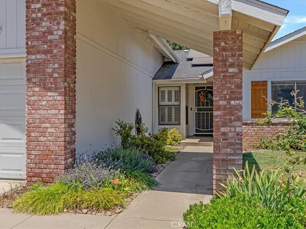 801 Vine St, Exeter, CA 93221