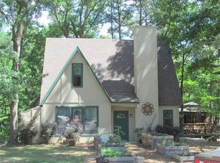 408 Canadian Dr, Scroggins, TX 75480
