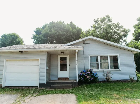 2330 Elk St, Lake City, PA 16423