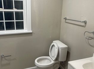 707 Brooks Ave, Elizabeth City, NC 27909