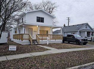 1719 23rd St, Port Huron, MI 48060