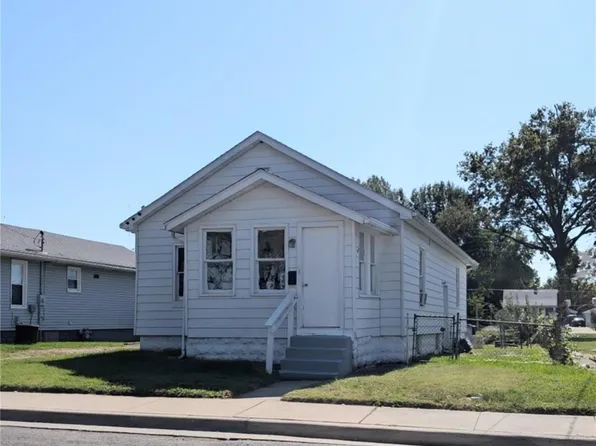 116 E Elm St, Hartford, IL 62048