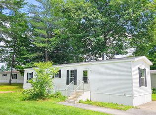 136 Pine Tree Ln, Farmington, ME 04938