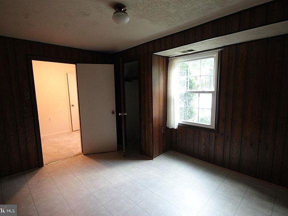 4th image of 7901 Central Park Cir