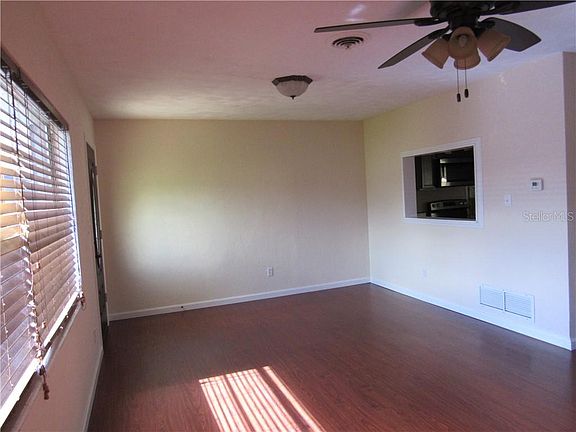 5th image of 1520 Newport Ave