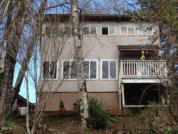 2nd image of 140 N Stockton Ave