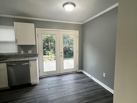 5th image of 427 N Yadkin Ave APT 608