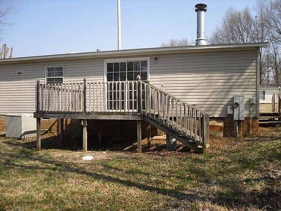 4th image of 1026 Cass St