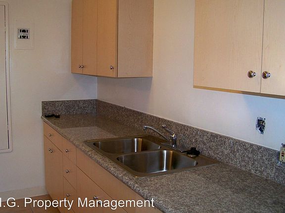 2nd image of 705 S Louise St APT B