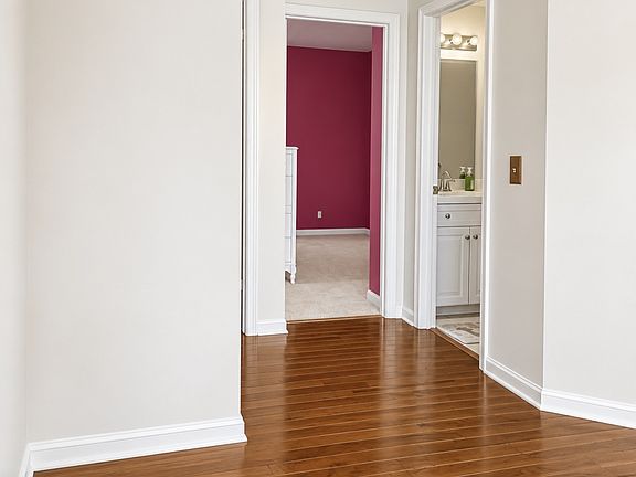 5th image of 2337 Willesden Green Ct